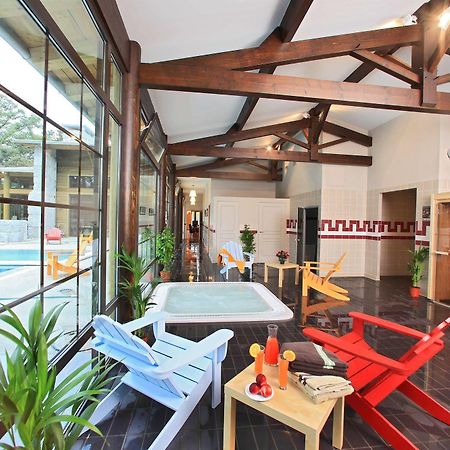 Albirondack Camping Lodge & Spa ภายนอก รูปภาพ
