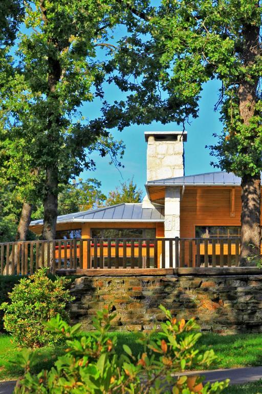 Albirondack Camping Lodge & Spa ภายนอก รูปภาพ