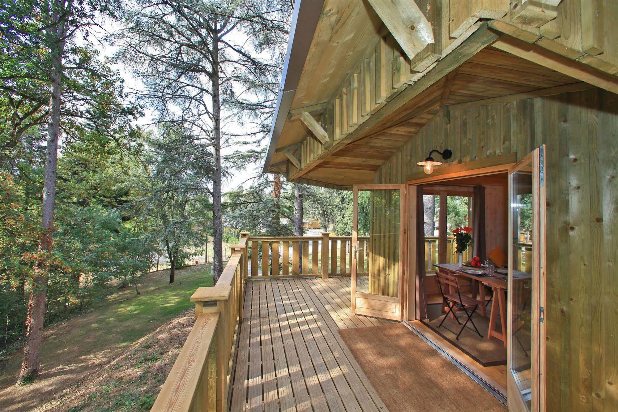 Albirondack Camping Lodge & Spa ภายนอก รูปภาพ