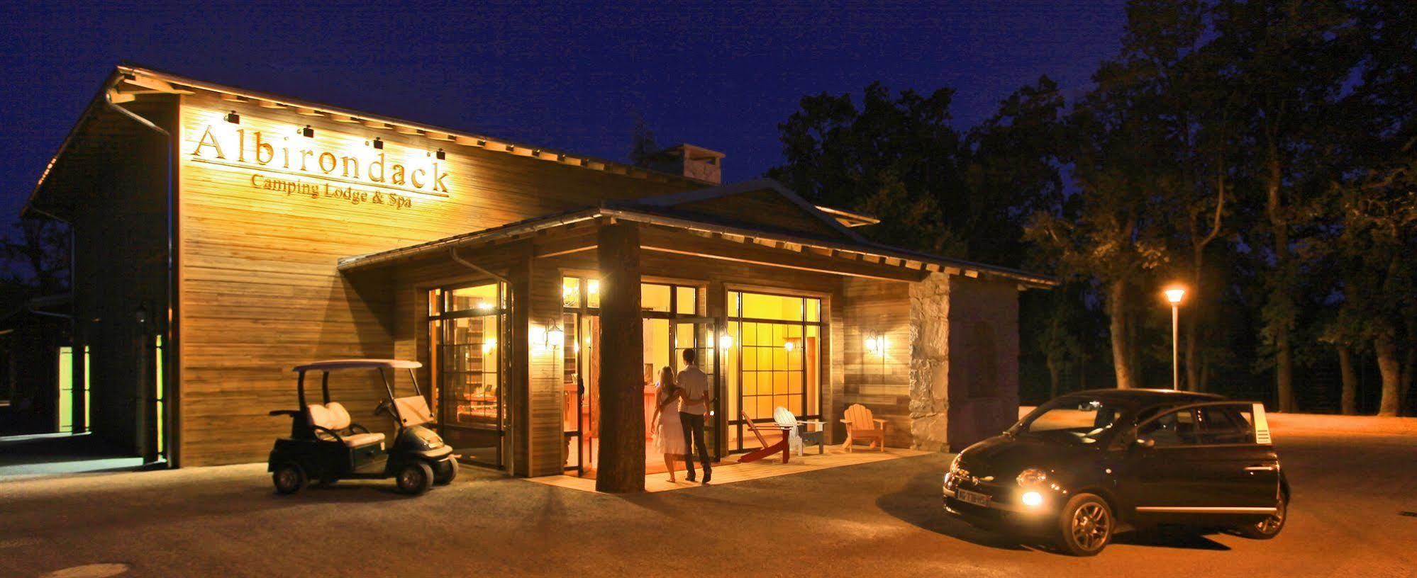 Albirondack Camping Lodge & Spa ภายนอก รูปภาพ