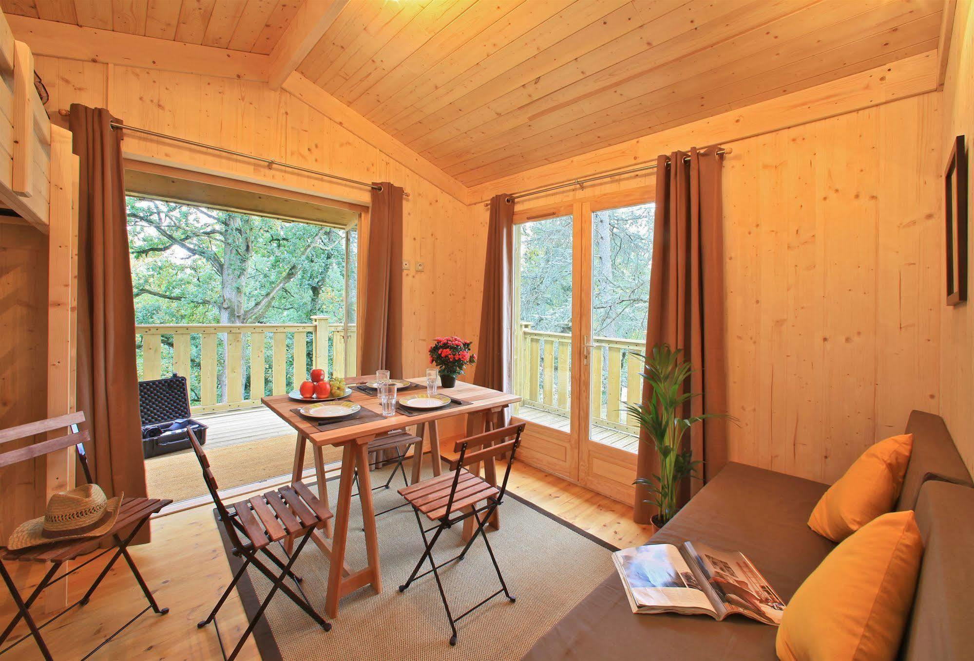 Albirondack Camping Lodge & Spa ภายนอก รูปภาพ