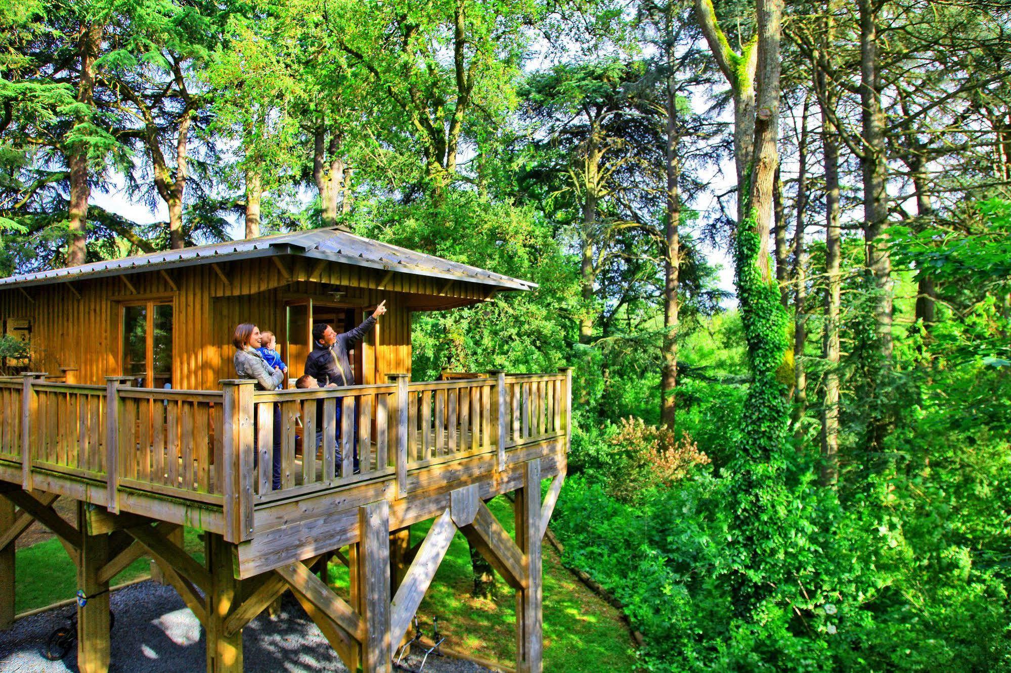 Albirondack Camping Lodge & Spa ภายนอก รูปภาพ